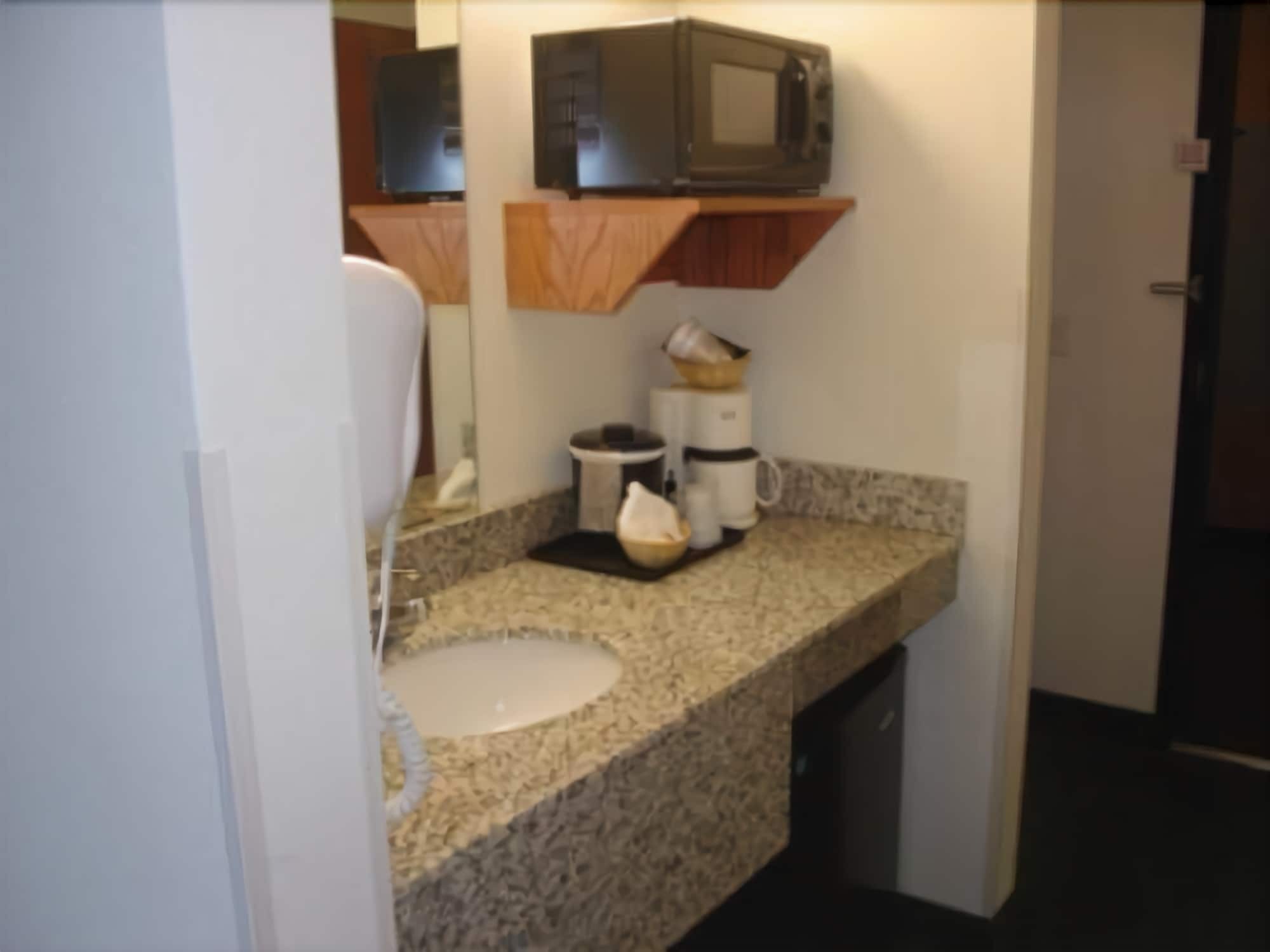 Travelodge By Wyndham Missouri Valley חדר תמונה